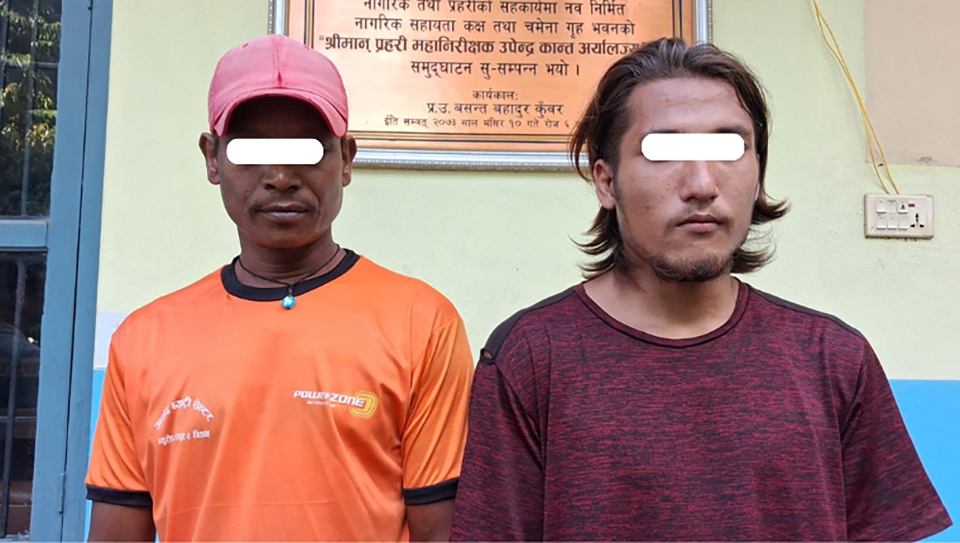 बाढीले बगाएर ल्याएको शवबाट गहना लुटेको आरोपमा चितवनमा दुई पक्राउ
