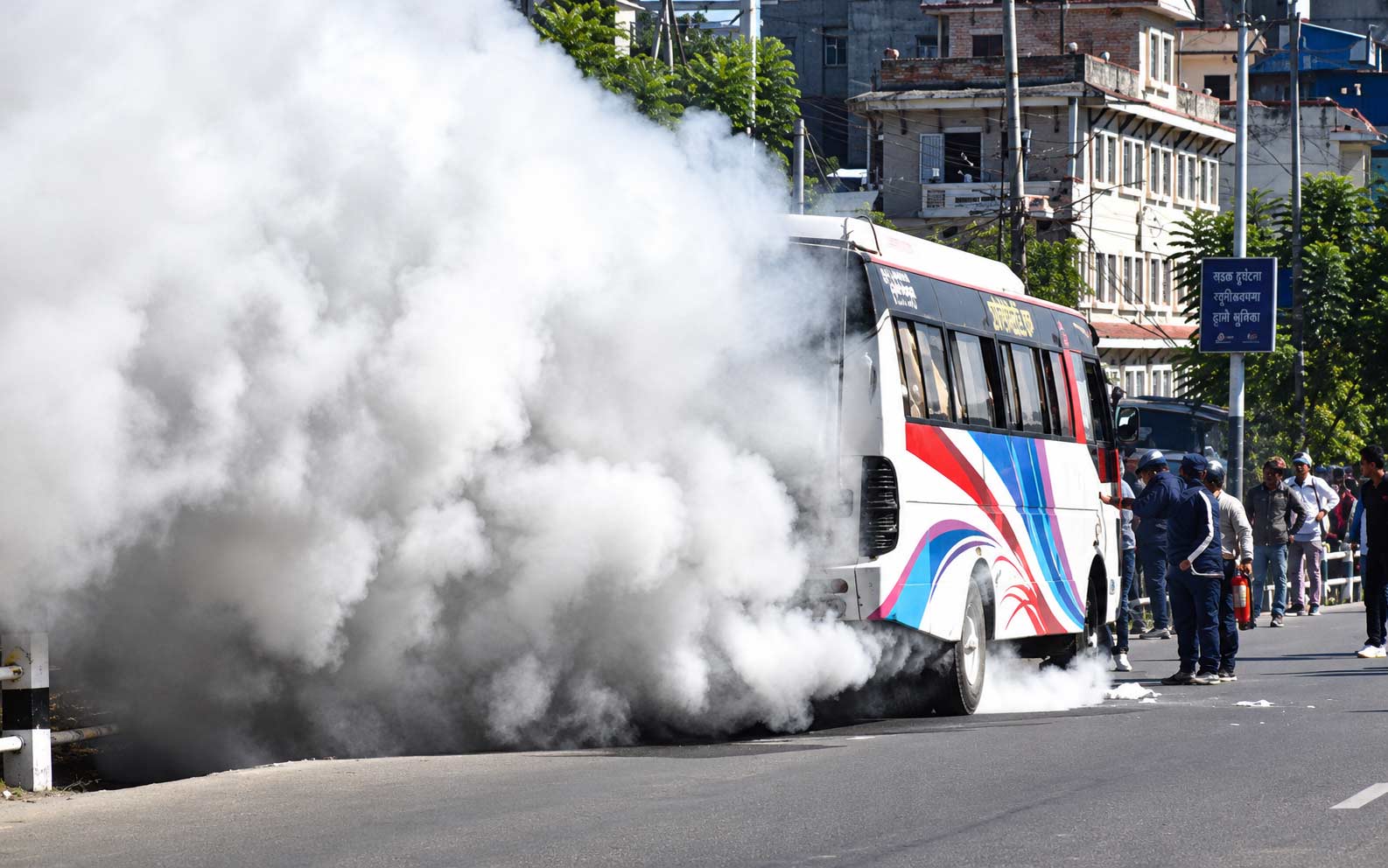 Smoke suddenly emerges from moving bus in Bhaktapur’s Kaushaltar